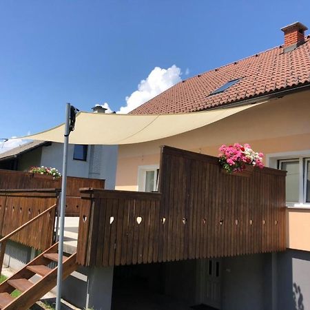 Apartma Kreda موجسترانا المظهر الخارجي الصورة